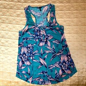 Buffalo brand Floral Blousy Tank Top size S/P